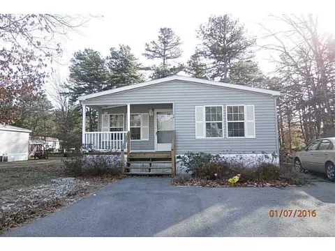 19 Sandra Cir, Coventry, RI 02816 photo 1