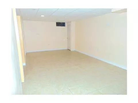 16 West St, Warwick, RI 02886 photo 19