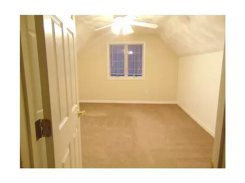 16 West St, Warwick, RI 02886 photo 16
