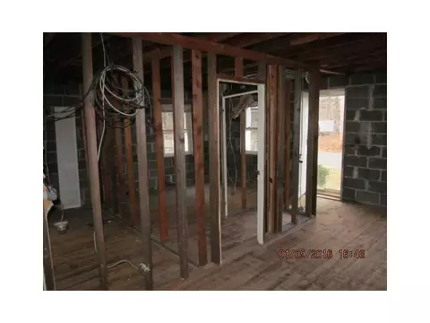 310 Inez Ave, Warwick, RI 02886 photo 12
