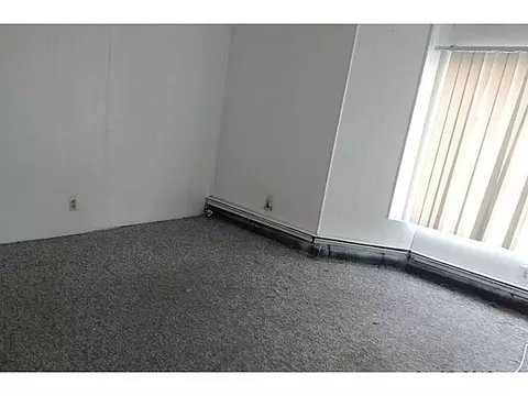 9 Wilson Ave, Woonsocket, RI 02895 photo 5