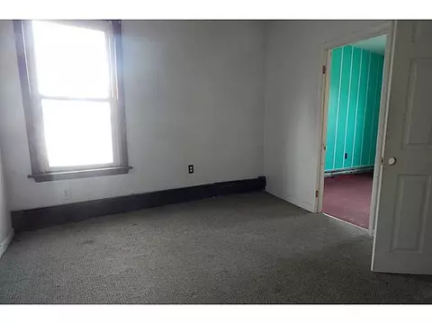 9 Wilson Ave, Woonsocket, RI 02895 photo 10