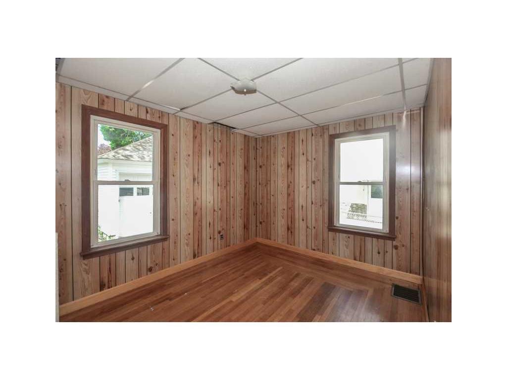 30 7th Ave, Woonsocket, RI 02895 photo 7