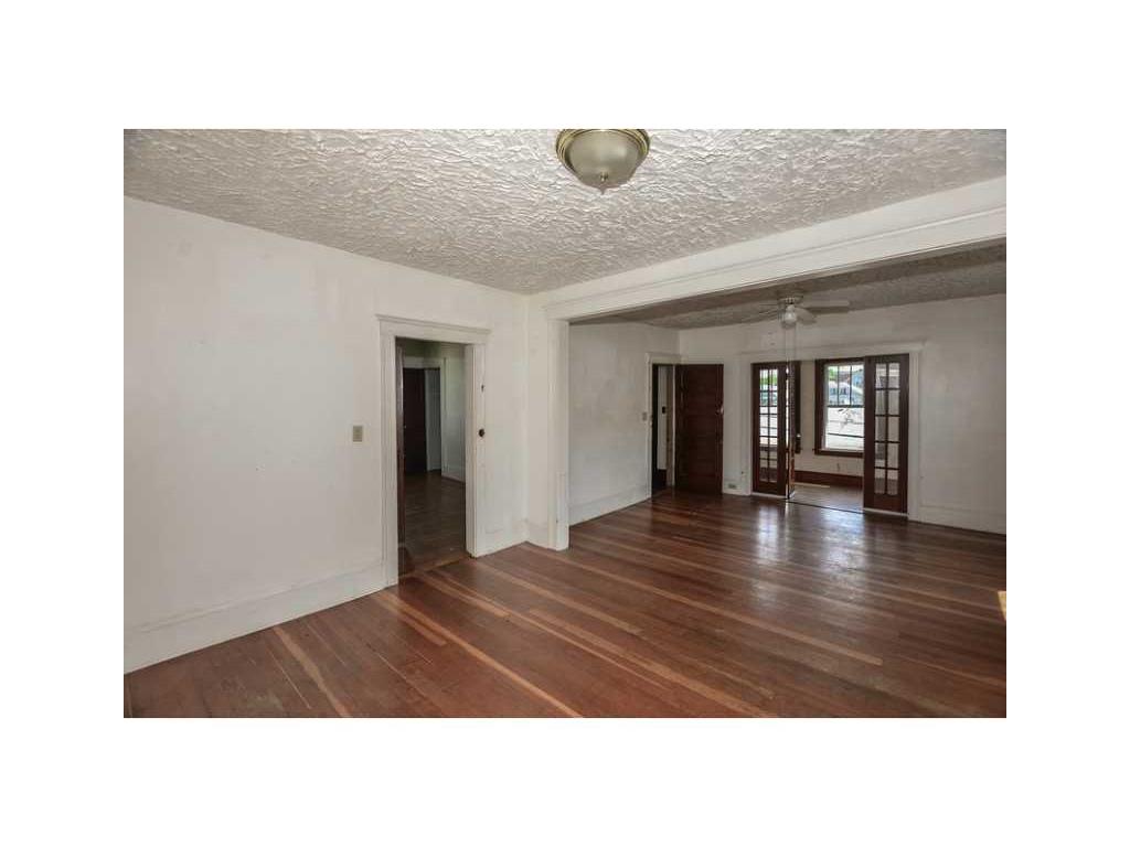 30 7th Ave, Woonsocket, RI 02895 photo 10