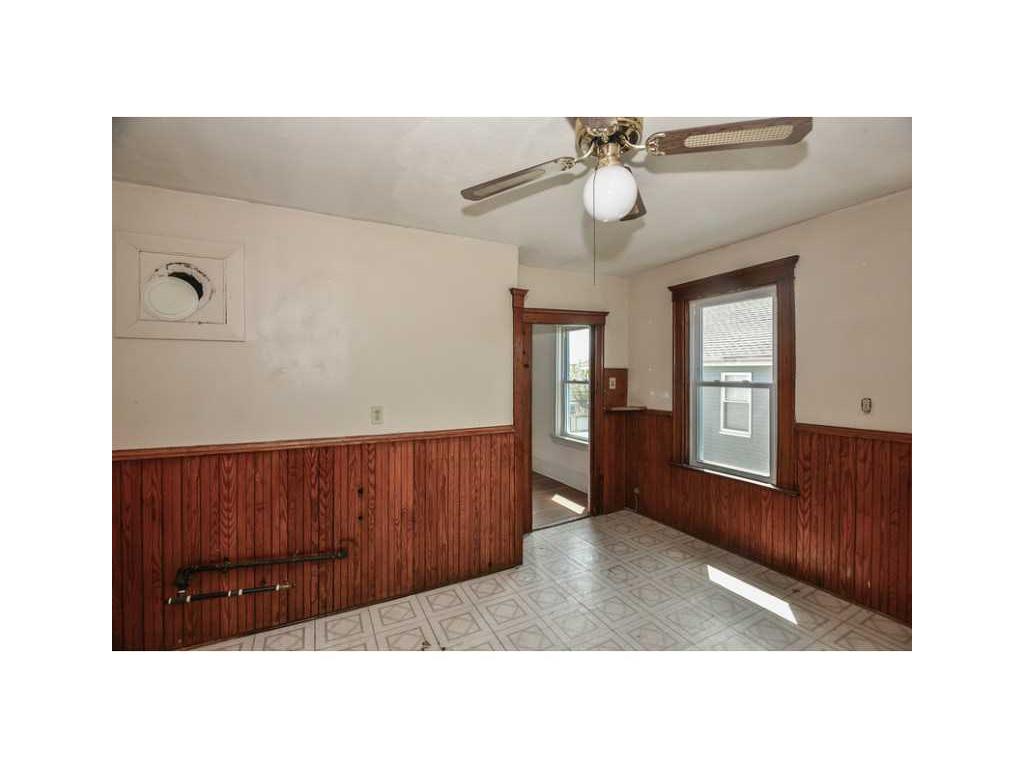30 7th Ave, Woonsocket, RI 02895 photo 12