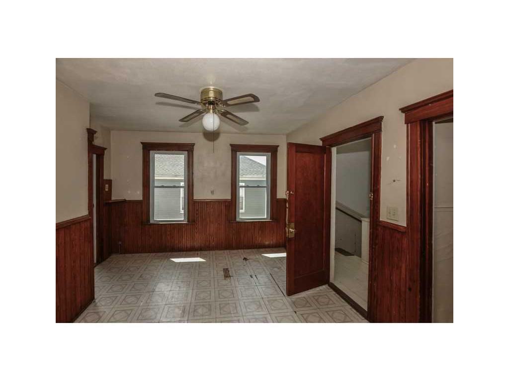 30 7th Ave, Woonsocket, RI 02895 photo 15