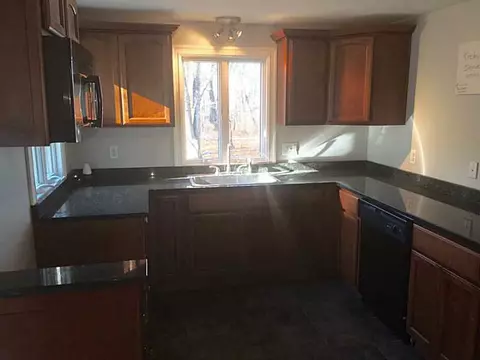 9 S County Trl, Exeter, RI 02822 photo 6