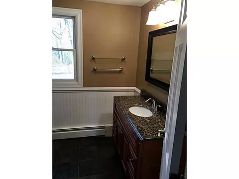9 S County Trl, Exeter, RI 02822 photo 13