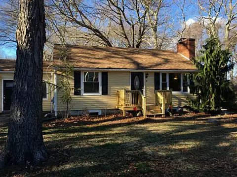 9 S County Trl, Exeter, RI 02822 photo 3