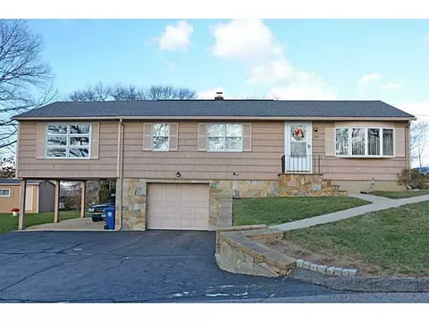 121 Greble St, Warwick, RI 02886 photo 1