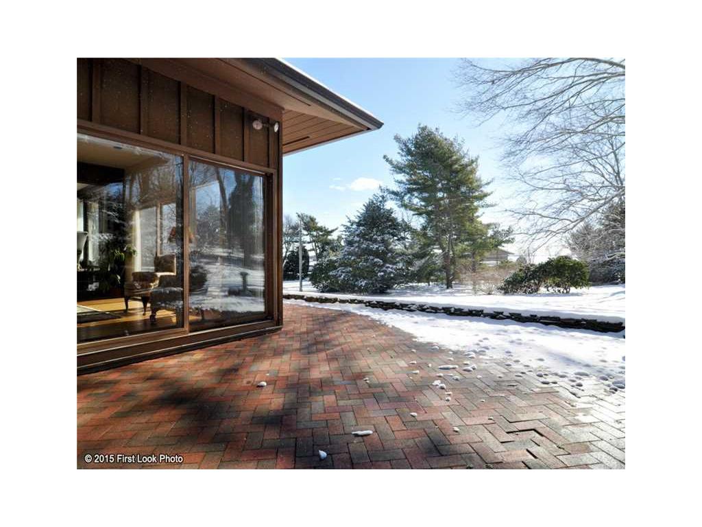 10 Lisa Ln, Warwick, RI 02889 photo 17
