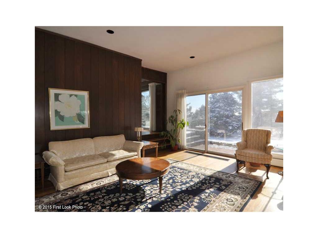 10 Lisa Ln, Warwick, RI 02889 photo 5