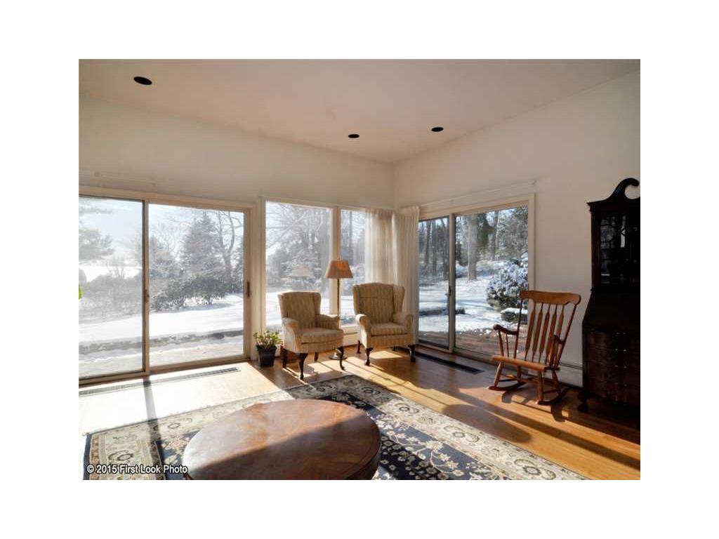 10 Lisa Ln, Warwick, RI 02889 photo 6