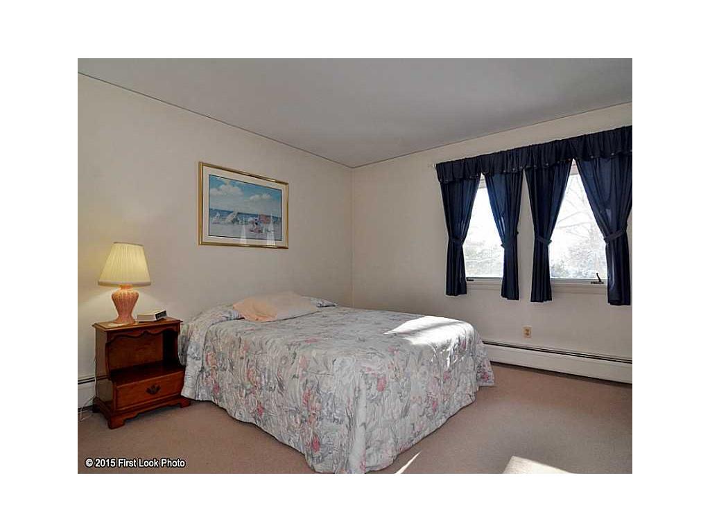 10 Lisa Ln, Warwick, RI 02889 photo 23