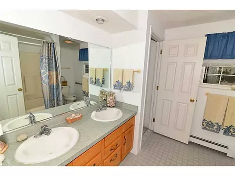 11 Pickering Dr, Westerly, RI 02891 photo 17