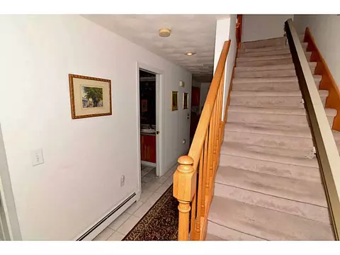 11 Pickering Dr, Westerly, RI 02891 photo 4