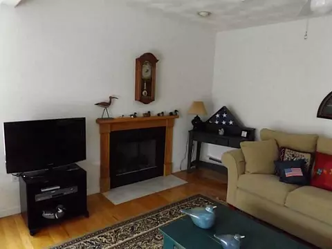 11 Pickering Dr, Westerly, RI 02891 photo 10