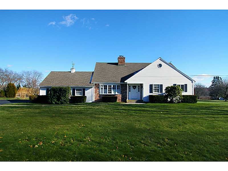 6 Bartlett Rd, Middletown, RI 02842 photo 1