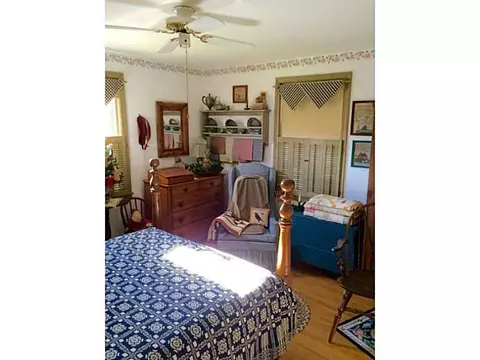 83 Almy Ave, Warren, RI 02885 photo 15