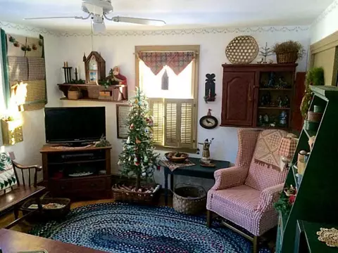83 Almy Ave, Warren, RI 02885 photo 13