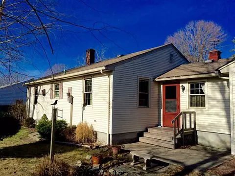 83 Almy Ave, Warren, RI 02885 photo 8