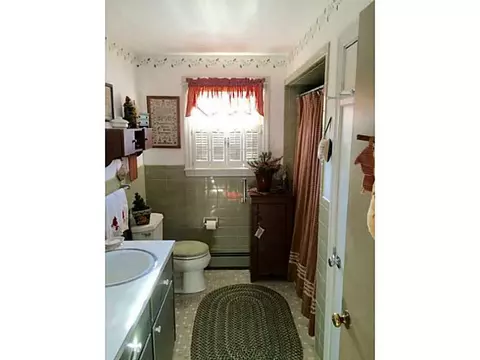83 Almy Ave, Warren, RI 02885 photo 14