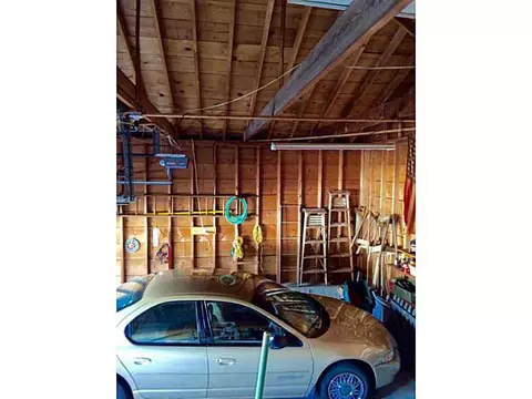 83 Almy Ave, Warren, RI 02885 photo 10