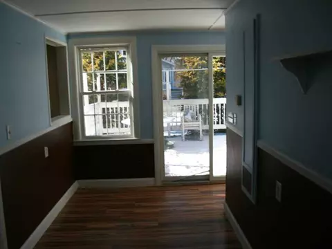 31 Calhoun Ave, Warwick, RI 02886 photo 12