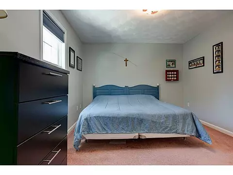23 Ashbrook Dr, Cranston, RI 02921 photo 13