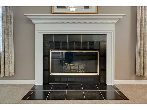 23 Ashbrook Dr, Cranston, RI 02921 photo 10