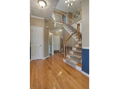 23 Ashbrook Dr, Cranston, RI 02921 photo 11