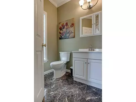 23 Ashbrook Dr, Cranston, RI 02921 photo 16