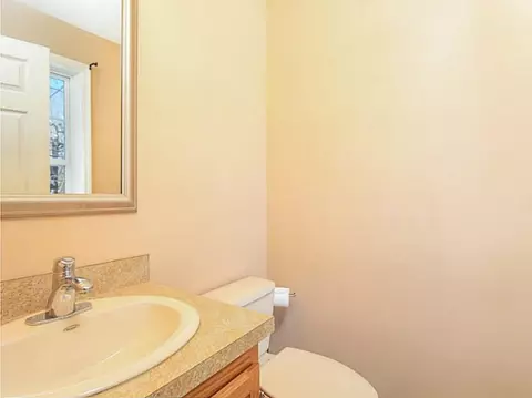 82 Reservoir Rd, Glocester, RI 02814 photo 3