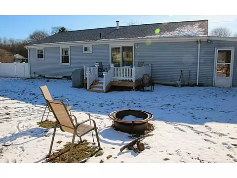 528 Walnut Hill Rd, Woonsocket, RI 02895 photo 16