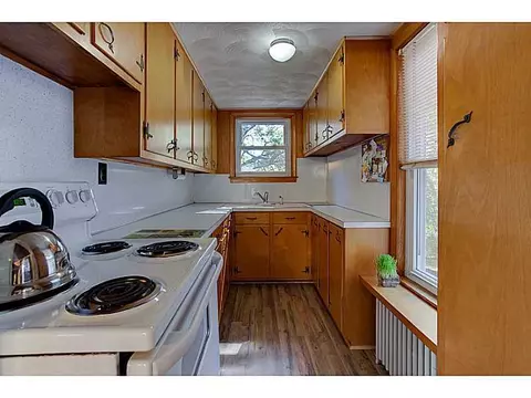 567 Logee St, Woonsocket, RI 02895 photo 14