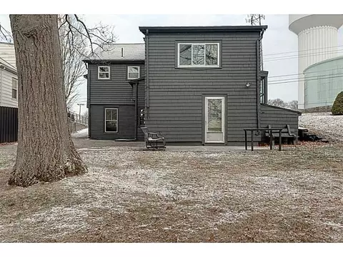 567 Logee St, Woonsocket, RI 02895 photo 6