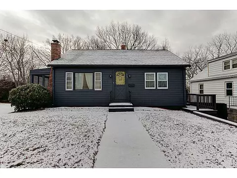 567 Logee St, Woonsocket, RI 02895 photo 1