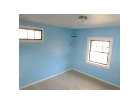 6 Berkeley St, West Warwick, RI 02893 photo 12