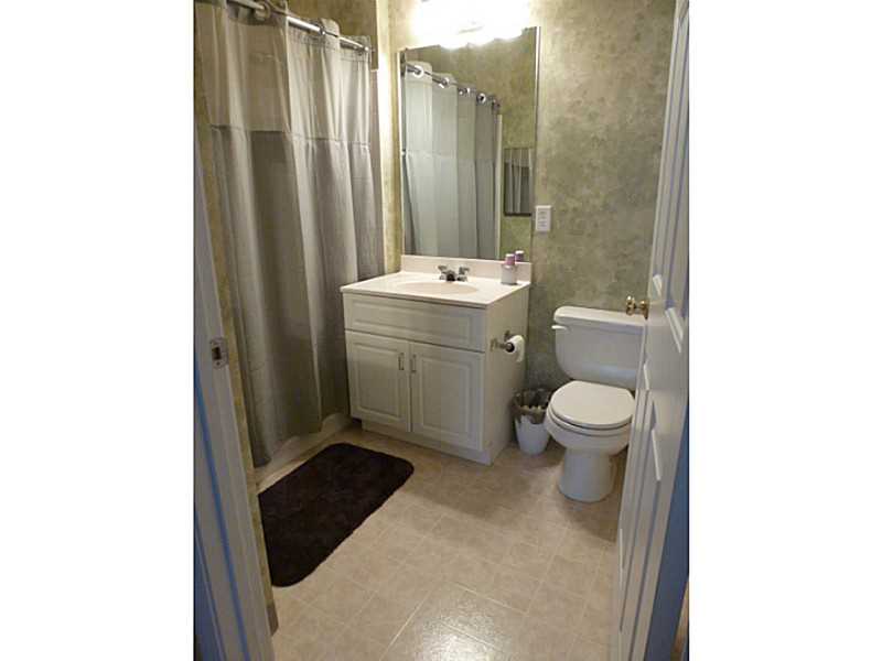 98 Mill St, Woonsocket, RI 02895 photo 16
