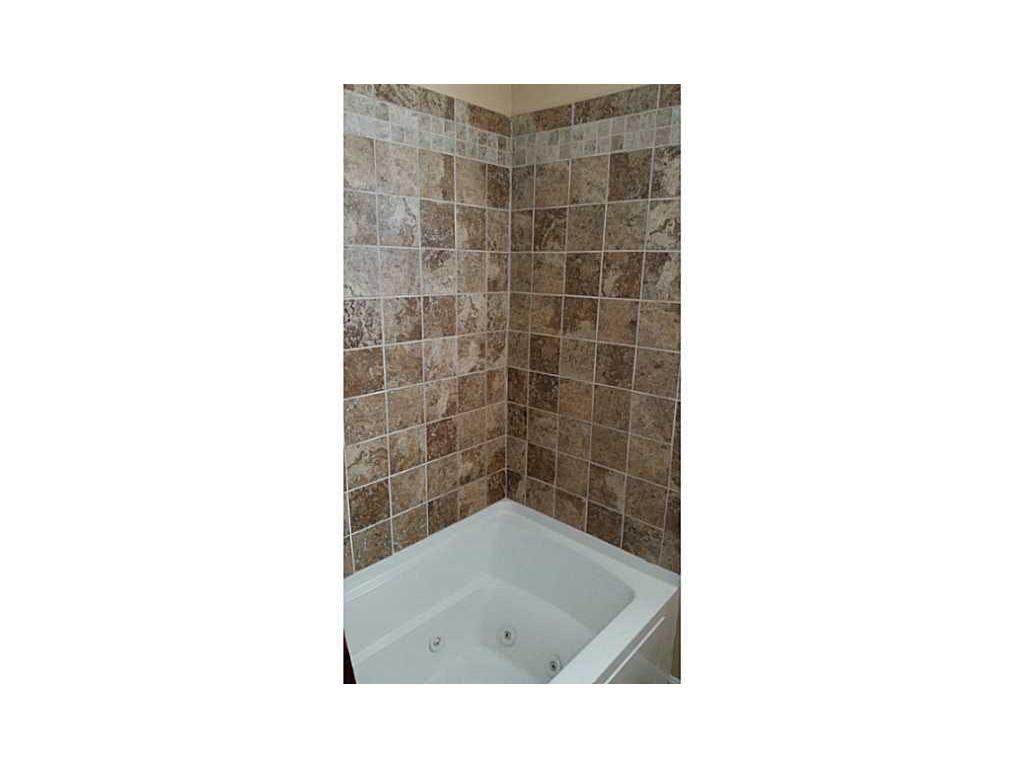 140 Ash St, Fall River, MA 02724 photo 11