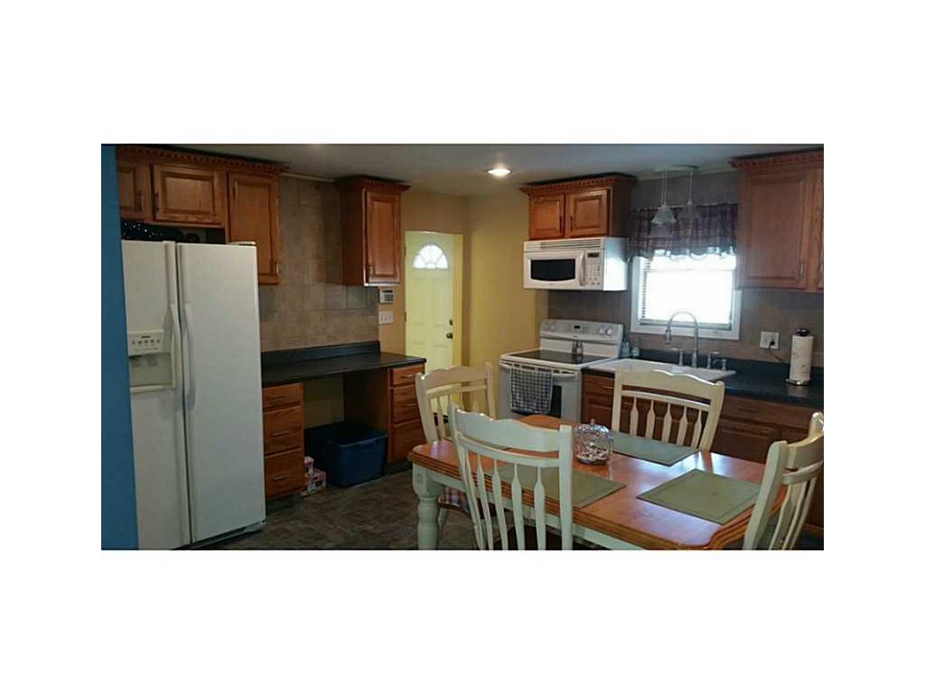140 Ash St, Fall River, MA 02724 photo 5