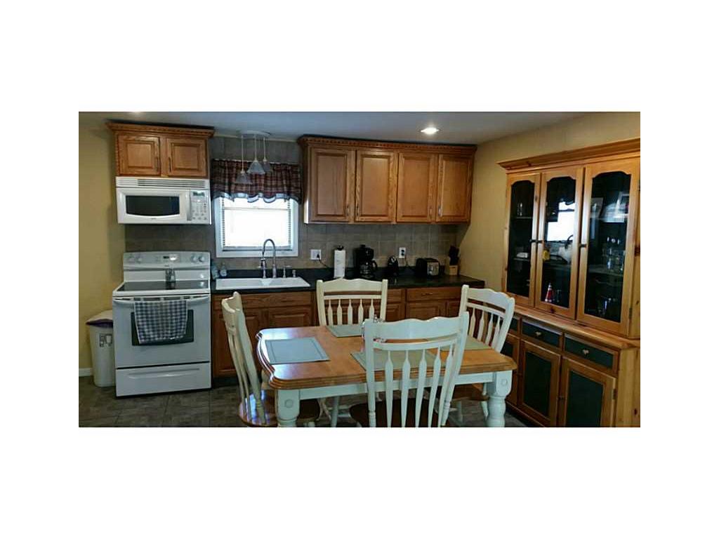 140 Ash St, Fall River, MA 02724 photo 8