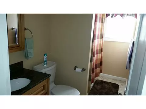 140 Ash St, Fall River, MA 02724 photo 10