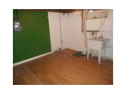 83 Merida Ave, Woonsocket, RI 02895 photo 10