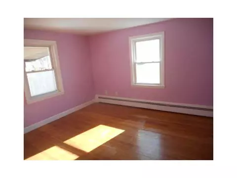 83 Merida Ave, Woonsocket, RI 02895 photo 8