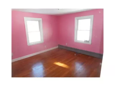 83 Merida Ave, Woonsocket, RI 02895 photo 5
