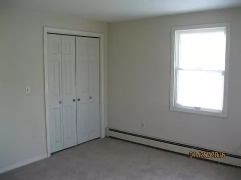 163 Cherry Hill Ave, Woonsocket, RI 02895 photo 8