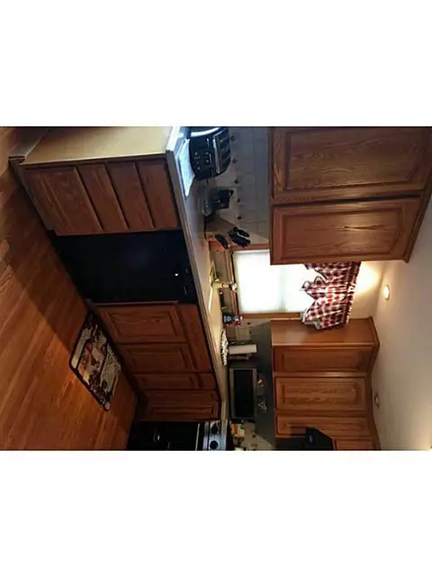 122 Fuller St, Pawtucket, RI 02861 photo 2
