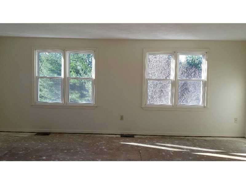 504 Brookhaven Ln, Woonsocket, RI 02895 photo 14