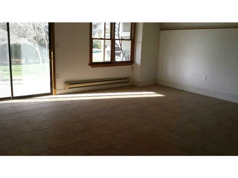 504 Brookhaven Ln, Woonsocket, RI 02895 photo 15